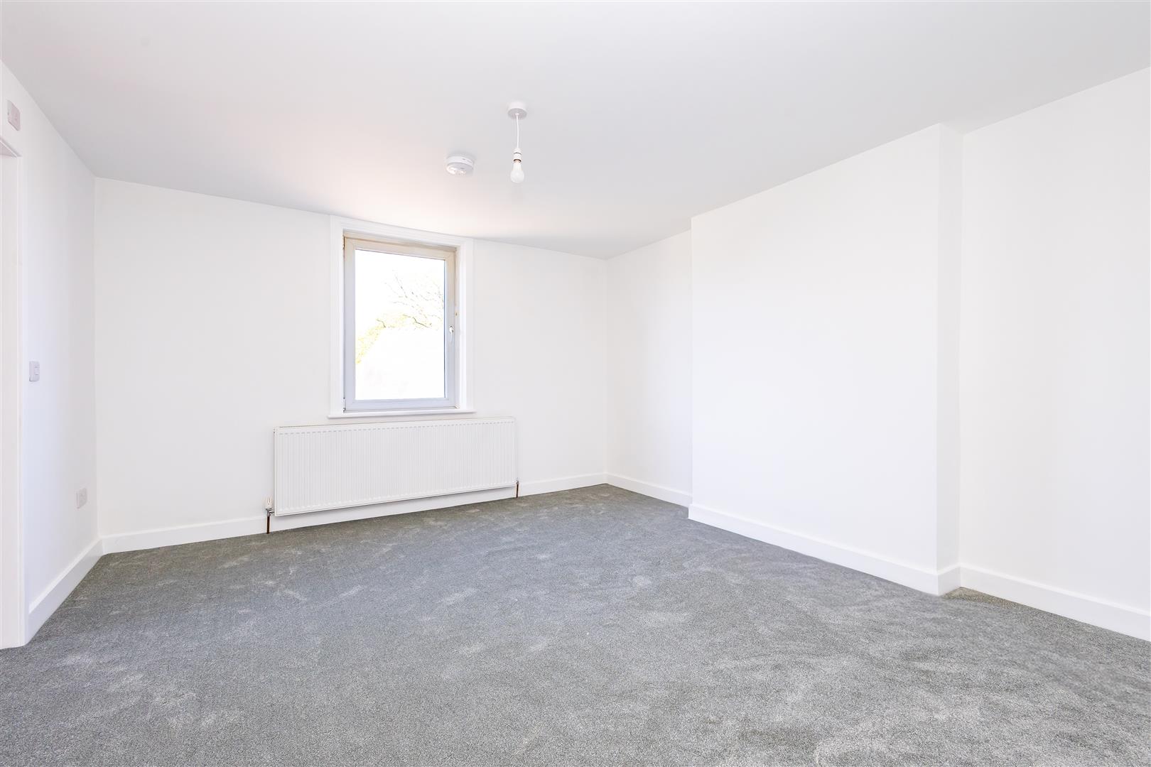 2 bed property in Liverpool Old Road, Preston